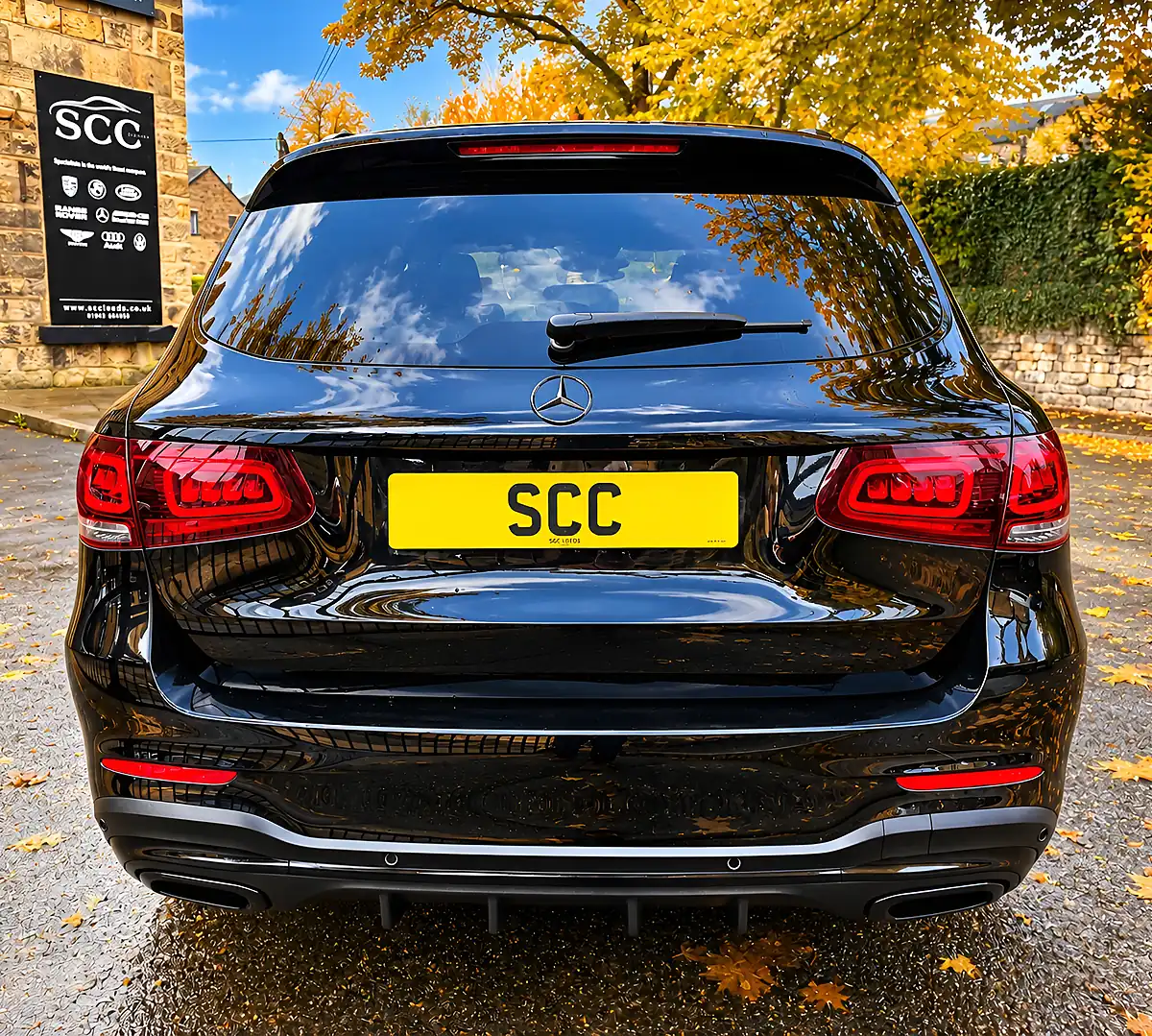 Used 2022 Mercedes-Benz Glc AMG Line Premium Obsidian Black - Interior and Exterior details 6