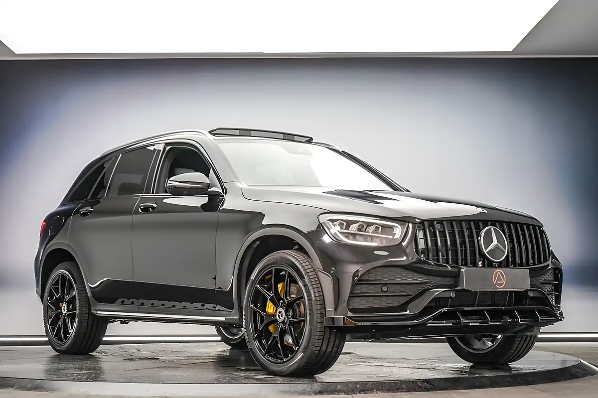 Used 2022 Mercedes-Benz Glc AMG Line Premium Plus Black - Interior and Exterior details 4