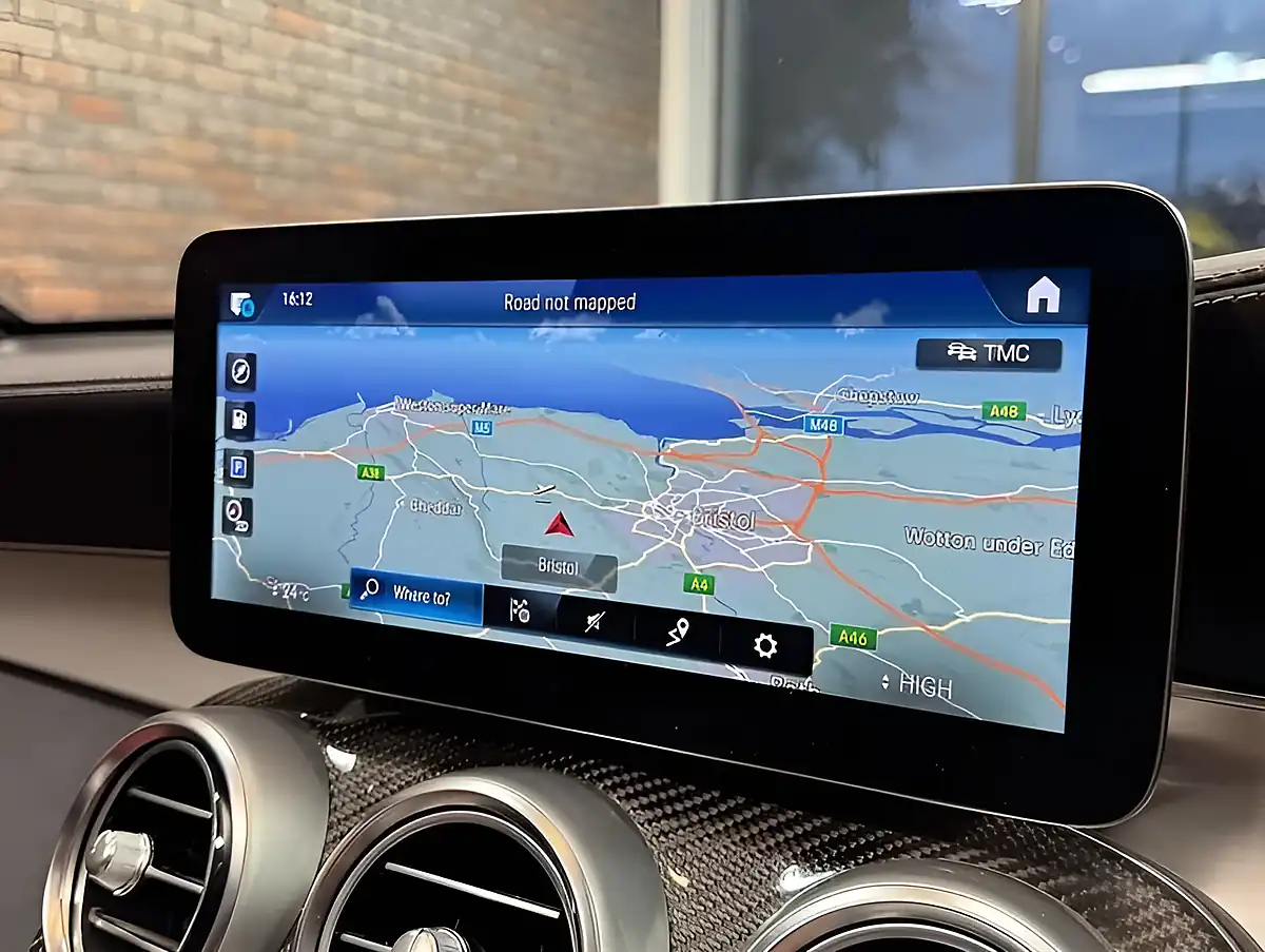 Used 2022 Mercedes-Benz Glc Premium Plus Grey - Interior and Exterior details 15