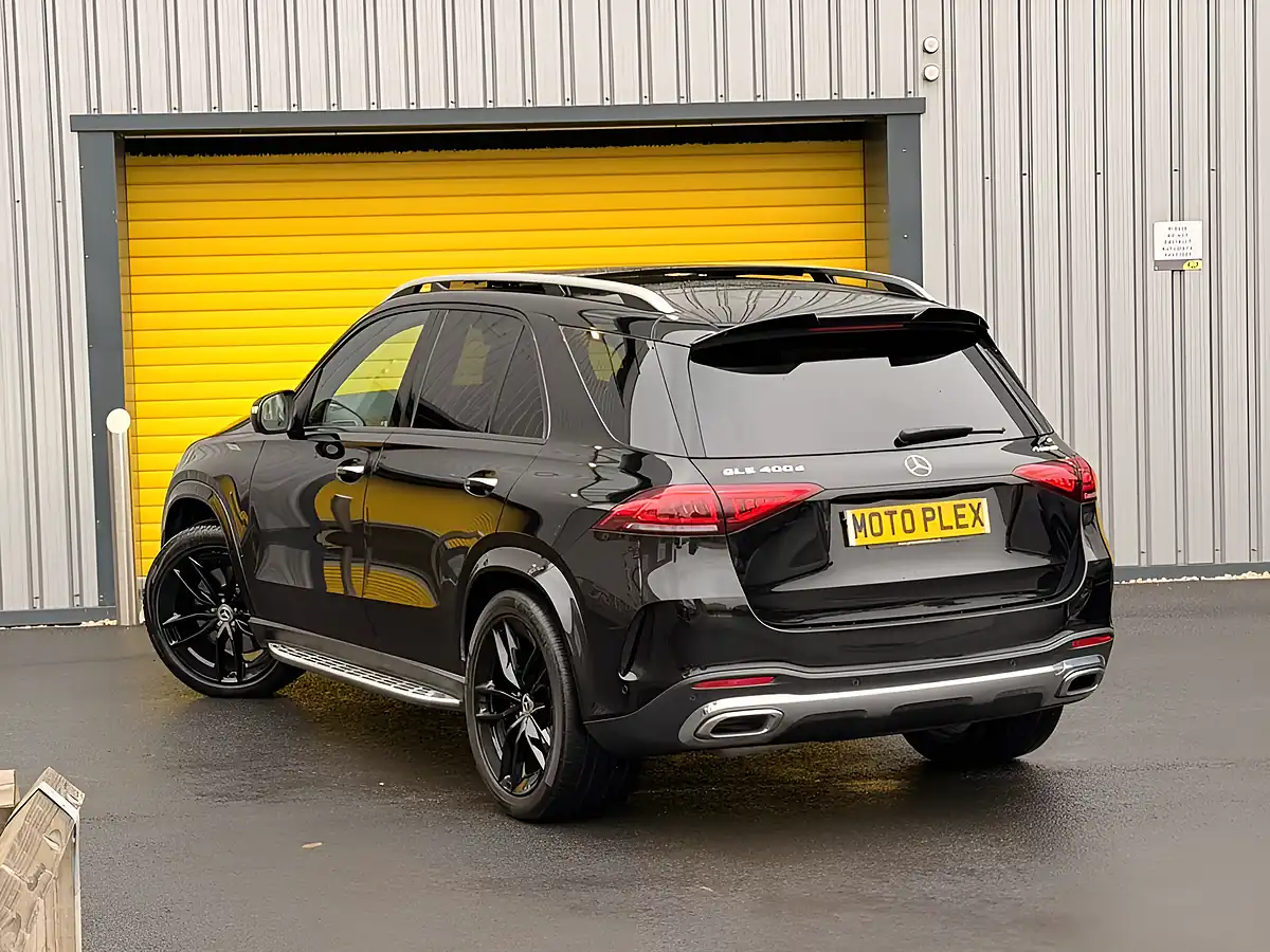 Used 2022 Mercedes-Benz Gle AMG Line Premium Plus Black - Interior and Exterior details 17