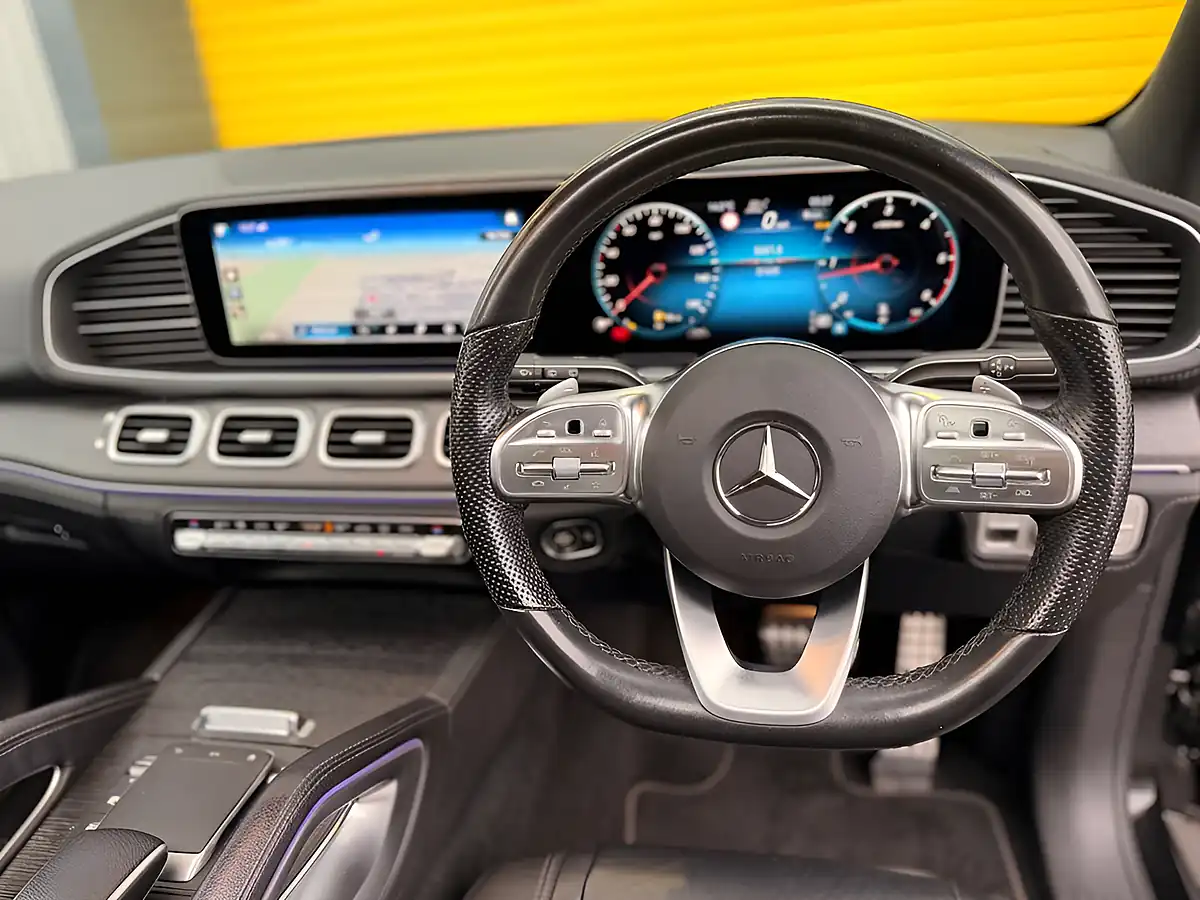 Used 2022 Mercedes-Benz Gle AMG Line Premium Plus Black - Interior and Exterior details 2