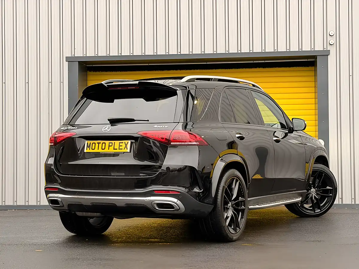 Used 2022 Mercedes-Benz Gle AMG Line Premium Plus Black - Interior and Exterior details 7
