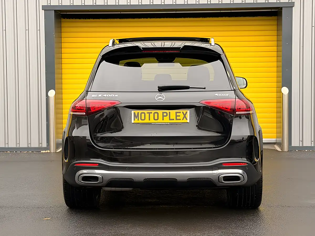 Used 2022 Mercedes-Benz Gle AMG Line Premium Plus Black - Interior and Exterior details 8