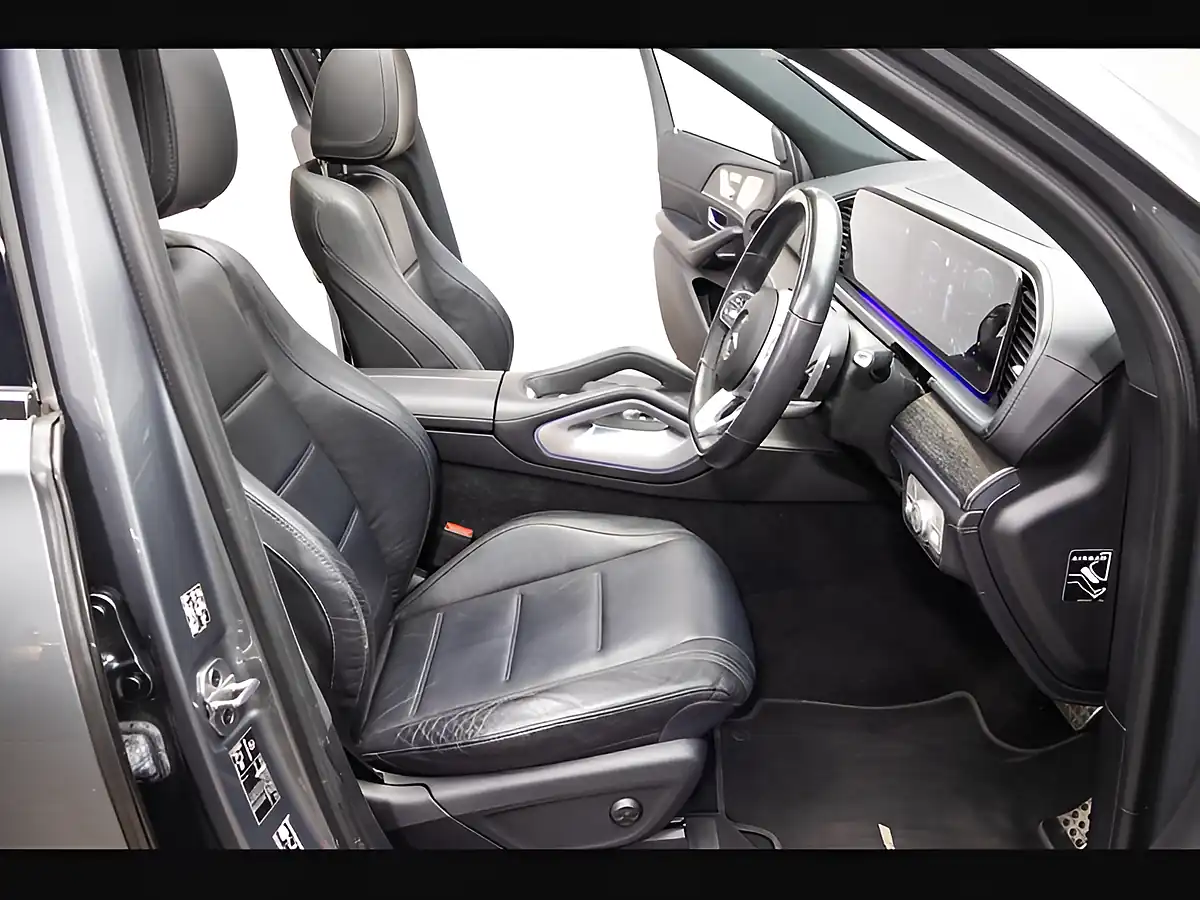 Used 2022 Mercedes-Benz Gle AMG Line Premium Plus Selenite Grey - Interior and Exterior details 9
