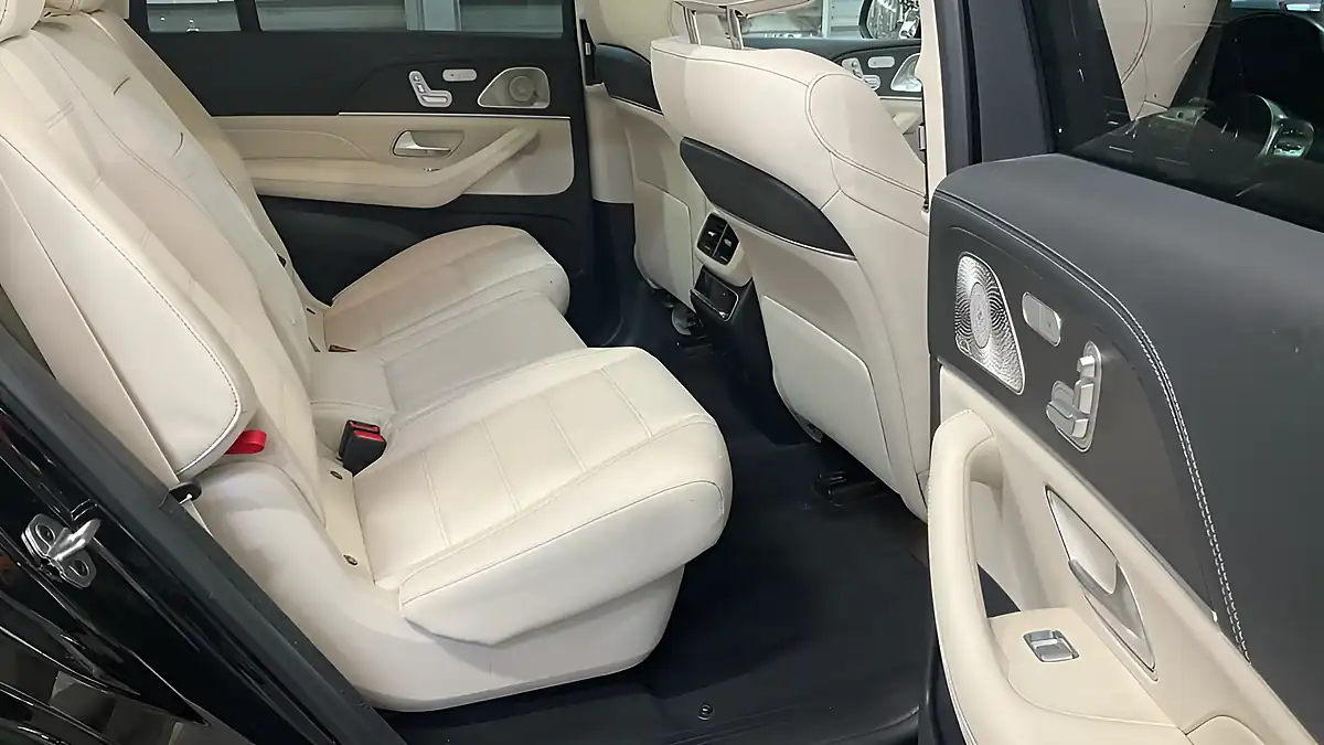 Used 2022 Mercedes-Benz Gls Night Edition Black - Interior and Exterior details 15