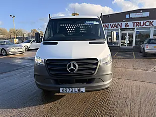 Used 2022 Mercedes-Benz Sprinter 314 Progresive Lwb Alloy Dropside White - Interior and Exterior details 10