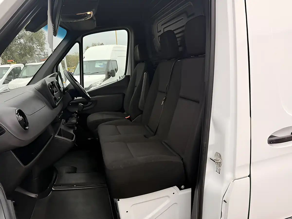 Used 2022 Mercedes-Benz Sprinter L2 H2 Mwb High Roof White - Interior and Exterior details 10