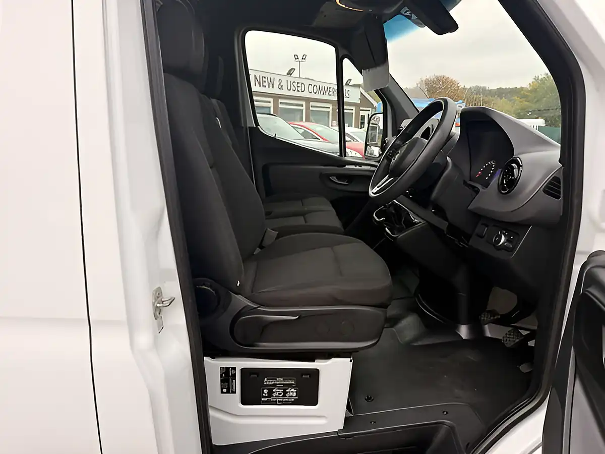 Used 2022 Mercedes-Benz Sprinter L2 H2 Mwb High Roof White - Interior and Exterior details 13