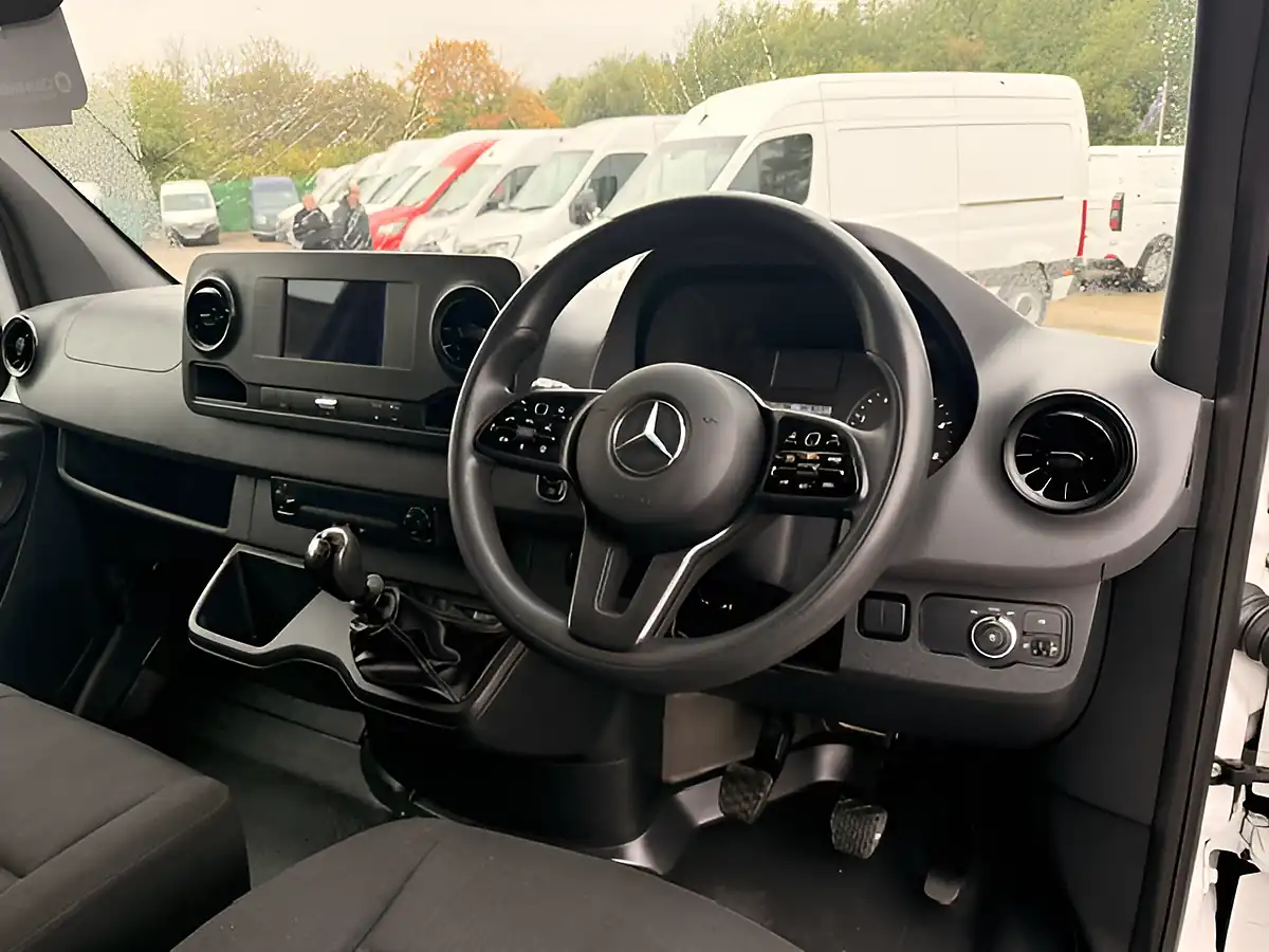 Used 2022 Mercedes-Benz Sprinter L2 H2 Mwb High Roof White - Interior and Exterior details 14