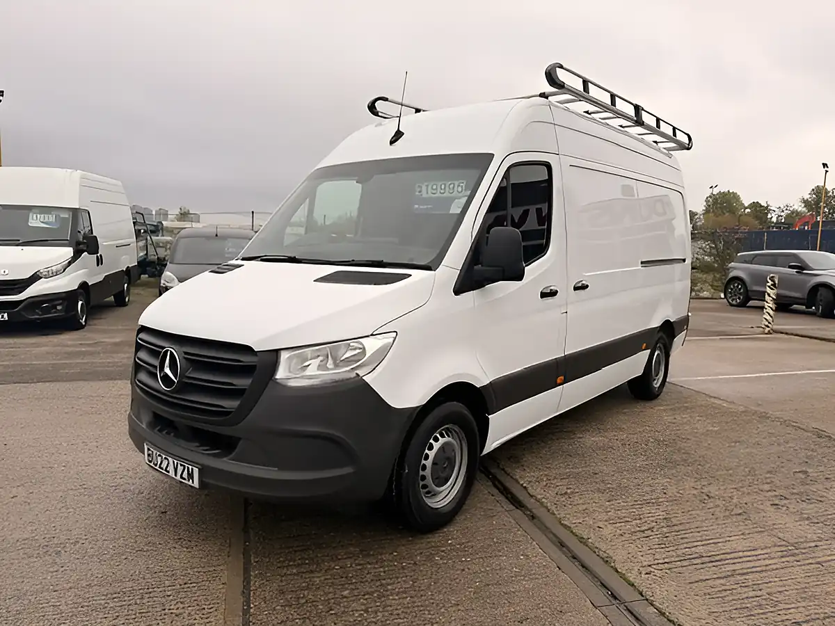 Used 2022 Mercedes-Benz Sprinter L2 H2 Mwb High Roof White - Interior and Exterior details 8