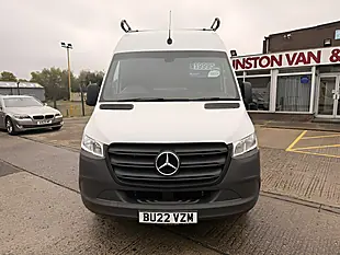 Used 2022 Mercedes-Benz Sprinter L2 H2 Mwb High Roof White - Interior and Exterior details 9