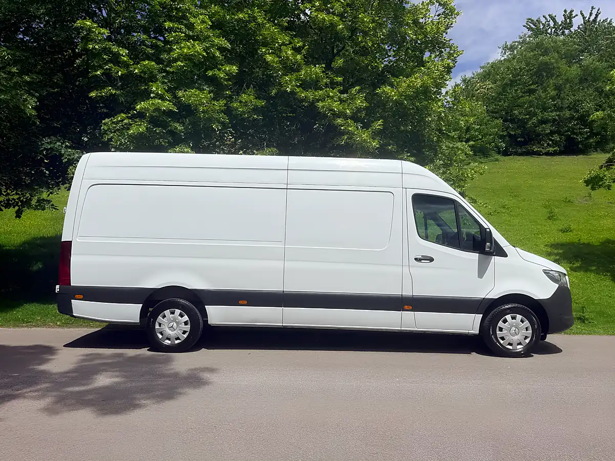 Used 2022 Mercedes-Benz Sprinter Premium White - Interior and Exterior details 2
