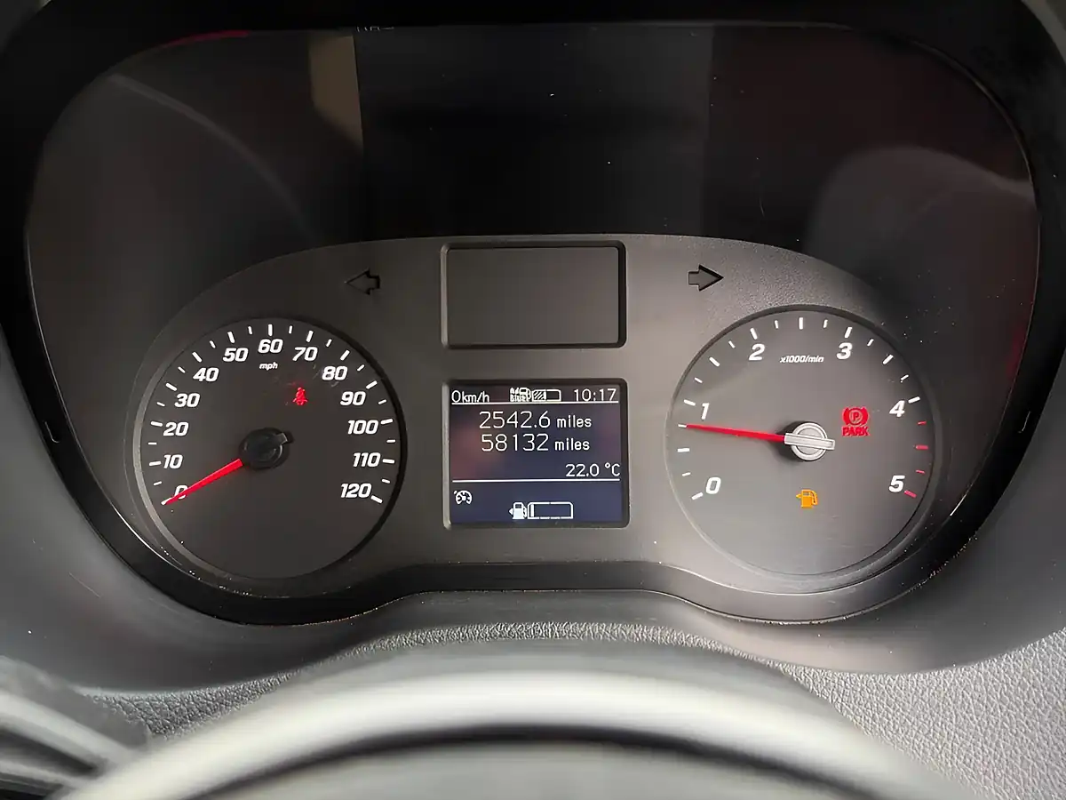 Used 2022 Mercedes-Benz Sprinter Progressive Arctic White - Interior and Exterior details 13