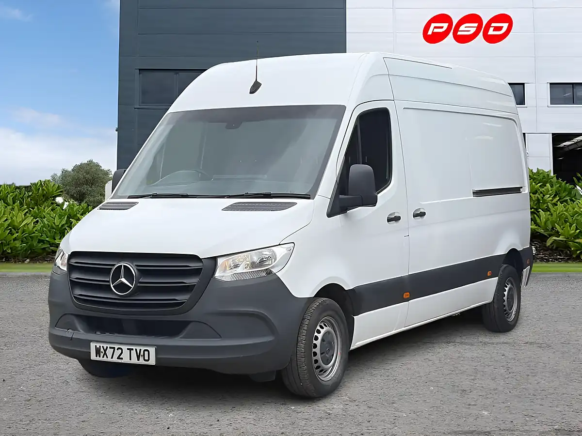Used 2022 Mercedes-Benz Sprinter Progressive Arctic White - Interior and Exterior details 4