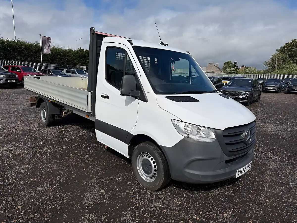 Used 2022 Mercedes-Benz Sprinter Progressive Chassis Cab White - Front View