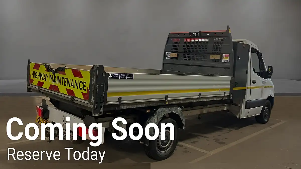 Used 2022 Mercedes-Benz Sprinter Progressive Chassis Cab White - Interior and Exterior details 4