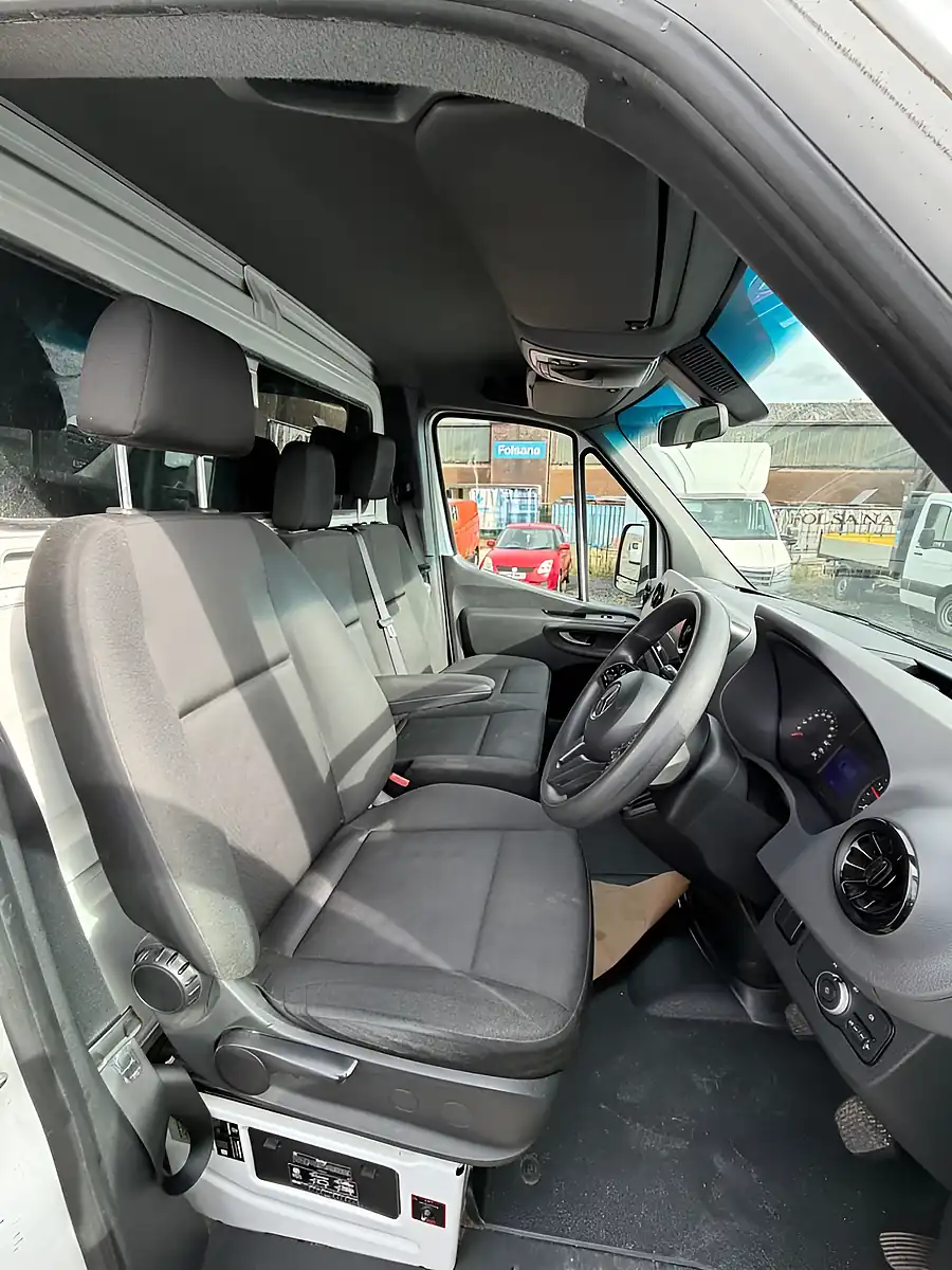 Used 2022 Mercedes-Benz Sprinter Progressive Chassis Cab White - Interior and Exterior details 11