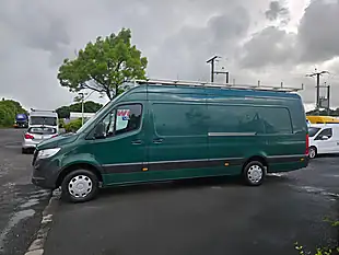 Used 2022 Mercedes-Benz Sprinter Progressive Green - Interior and Exterior details 5