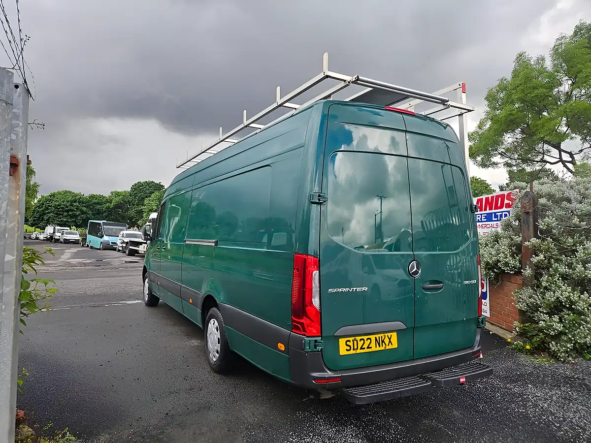 Used 2022 Mercedes-Benz Sprinter Progressive Green - Interior and Exterior details 6
