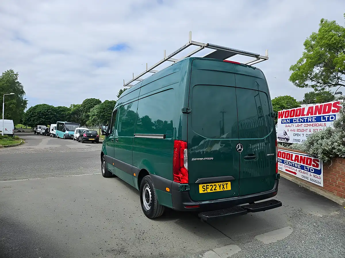 Used 2022 Mercedes-Benz Sprinter Progressive Green - Interior and Exterior details 6