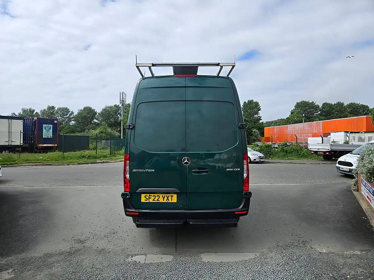 Used 2022 Mercedes-Benz Sprinter Progressive Green - Interior and Exterior details 7