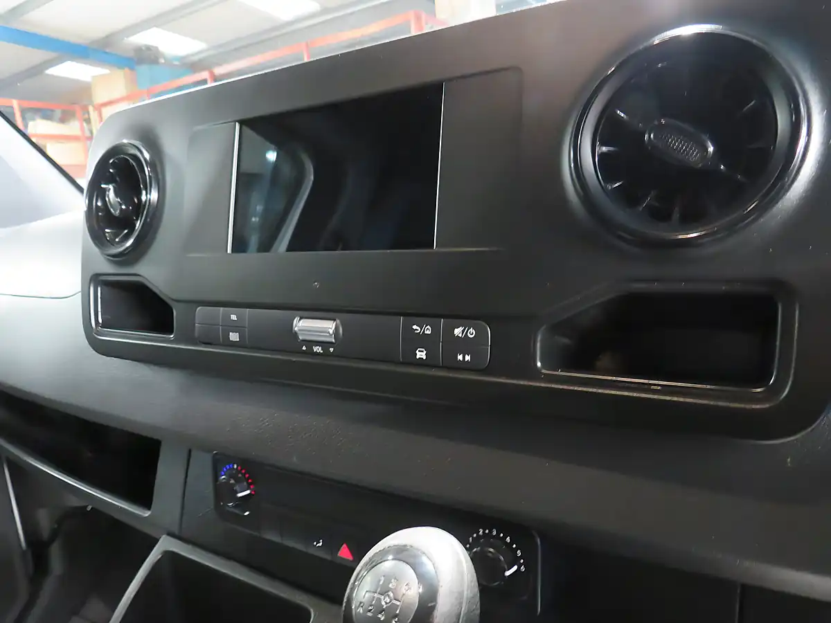 Used 2022 Mercedes-Benz Sprinter Progressive L3H2 White - Interior and Exterior details 10