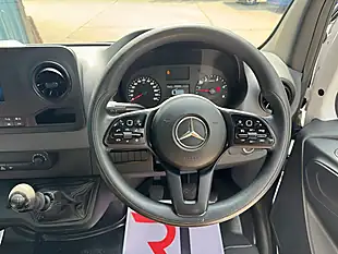 Used 2022 Mercedes-Benz Sprinter Progressive White - Interior and Exterior details 14
