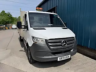 Used 2022 Mercedes-Benz Sprinter Progressive White - Interior and Exterior details 3