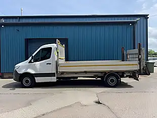 Used 2022 Mercedes-Benz Sprinter Progressive White - Interior and Exterior details 7