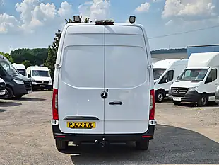 Used 2022 Mercedes-Benz Sprinter Progressive White - Interior and Exterior details 12