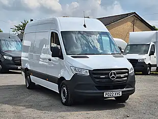 Used 2022 Mercedes-Benz Sprinter Progressive White - Interior and Exterior details 2