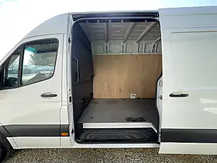 Used 2022 Mercedes-Benz Sprinter Progressive White - Interior and Exterior details 12