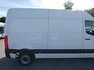 Used 2022 Mercedes-Benz Sprinter Progressive White - Interior and Exterior details 14