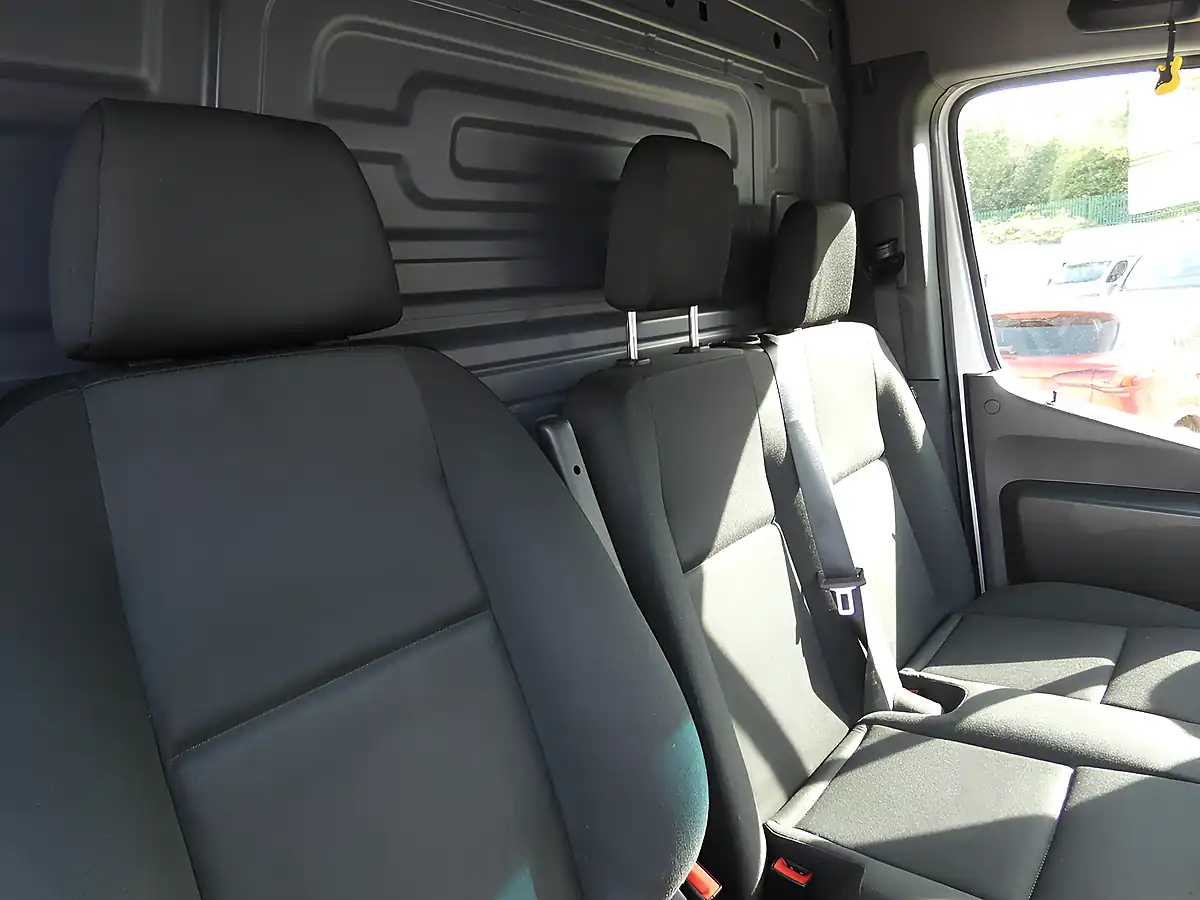 Used 2022 Mercedes-Benz Sprinter Progressive White - Interior and Exterior details 15