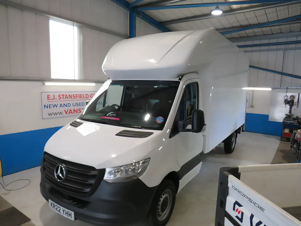 Used 2022 Mercedes-Benz Sprinter Progressive White - Front View