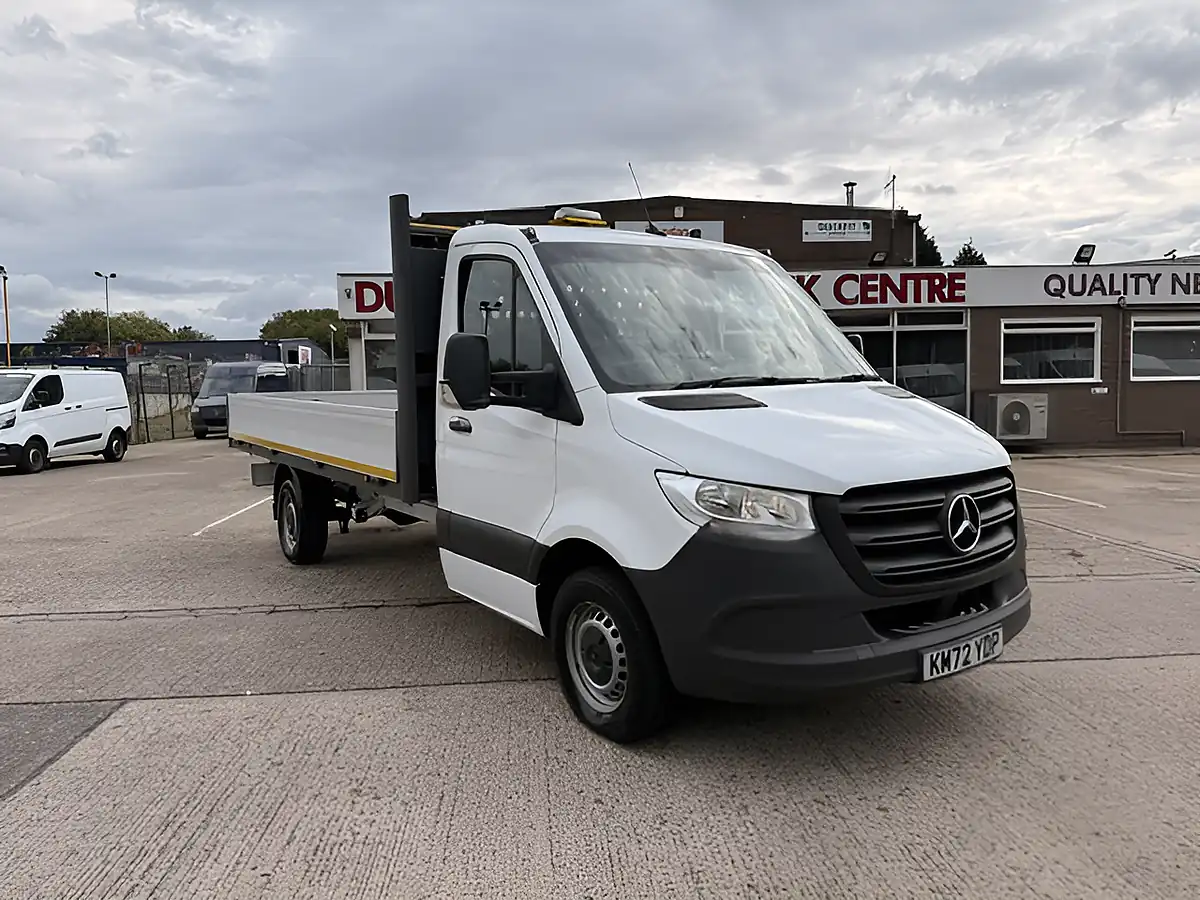 Used 2022 Mercedes-Benz Sprinter Progressive White - Front View