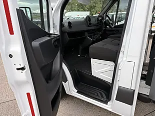 Used 2022 Mercedes-Benz Sprinter Progressive White - Interior and Exterior details 11
