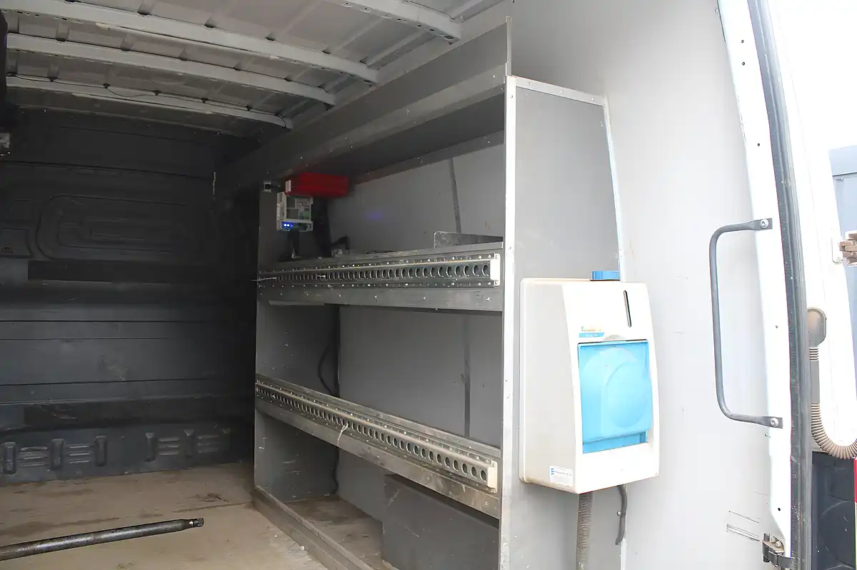 Used 2022 Mercedes-Benz Sprinter Progressive White - Interior and Exterior details 15
