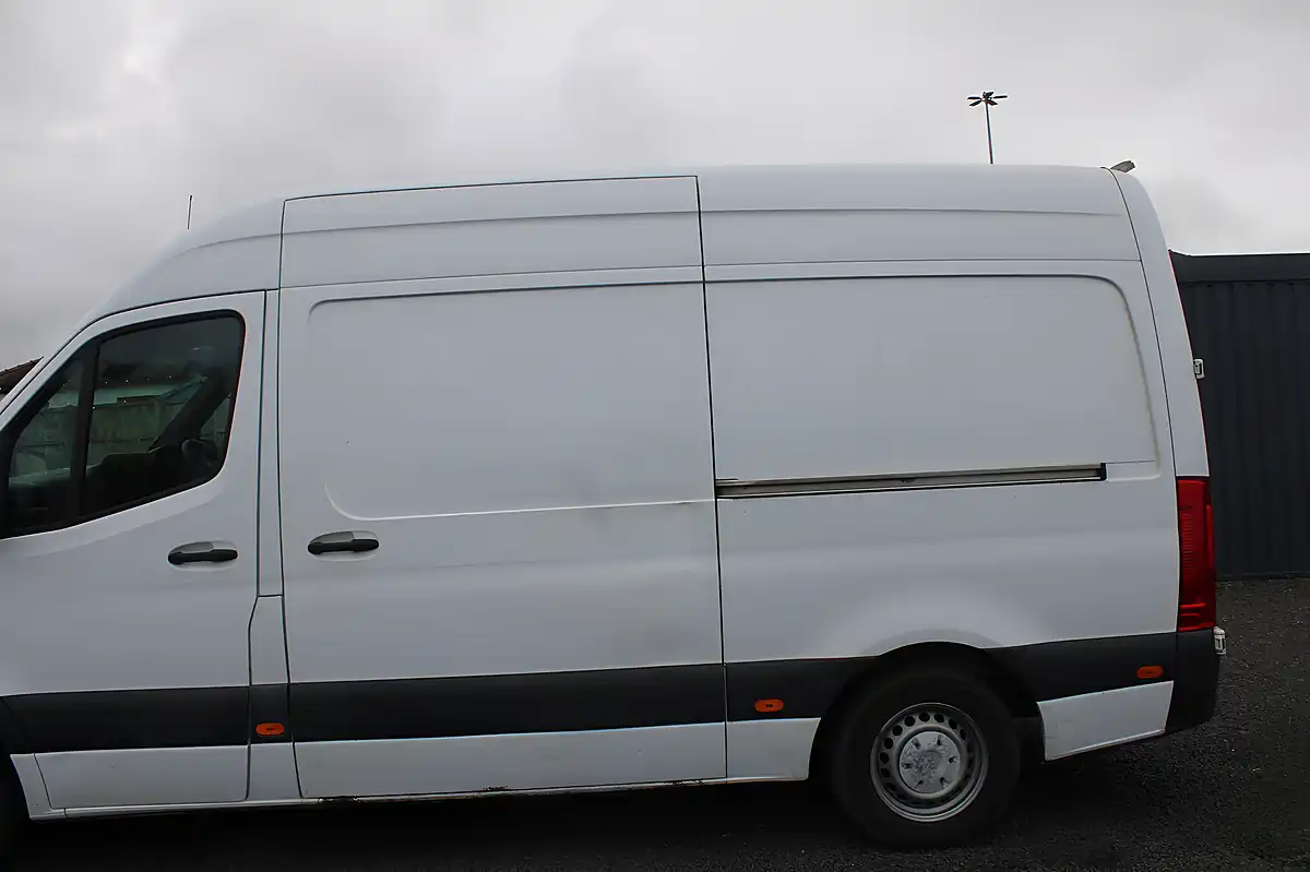 Used 2022 Mercedes-Benz Sprinter Progressive White - Interior and Exterior details 9