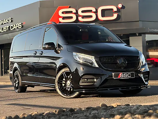 2022 Mercedes V220 AMG Line