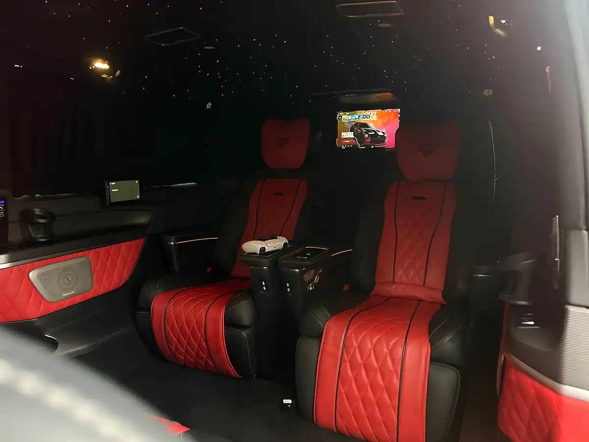 Used 2022 Mercedes-Benz V-Class AMG Line Obsidian Black - Interior and Exterior details 19