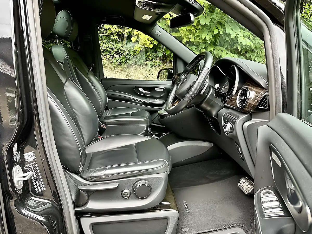 Used 2022 Mercedes-Benz V Class Sport Obsidian Black - Interior and Exterior details 6