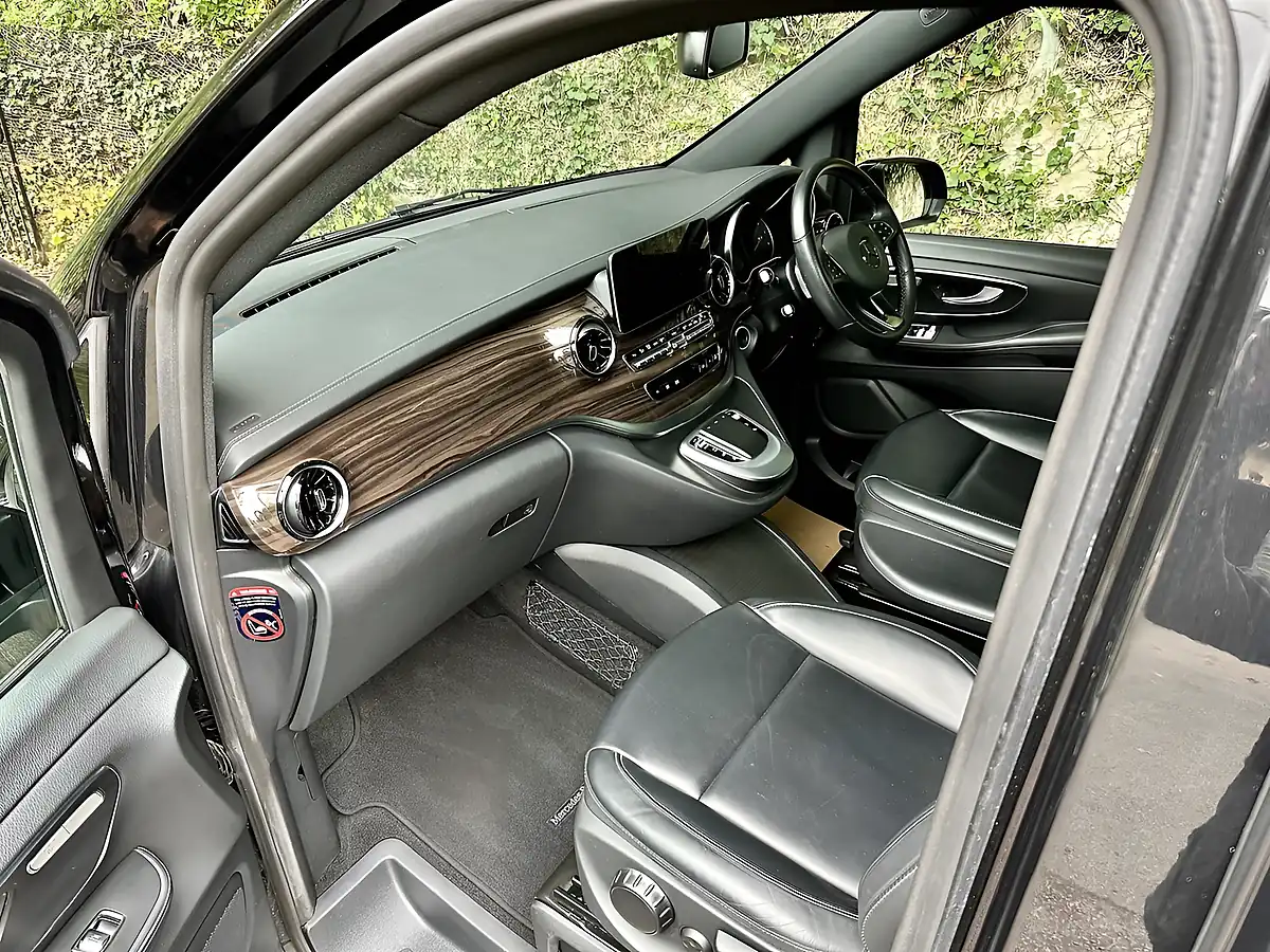 Used 2022 Mercedes-Benz V Class Sport Obsidian Black - Interior and Exterior details 7
