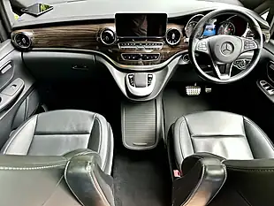 Used 2022 Mercedes-Benz V Class Sport Obsidian Black - Interior and Exterior details 9