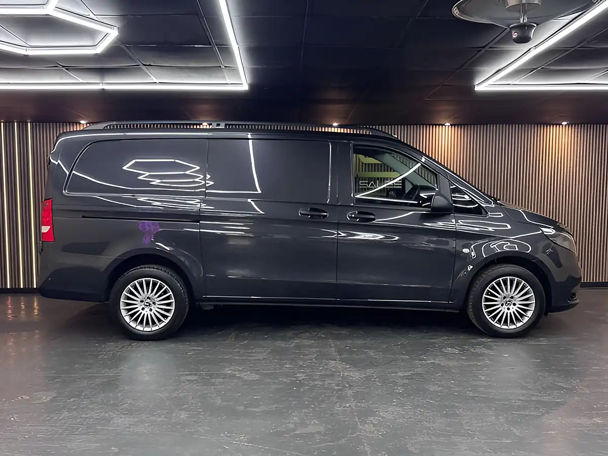 Used 2022 Mercedes-Benz Vito Premium Grey - Interior and Exterior details 4