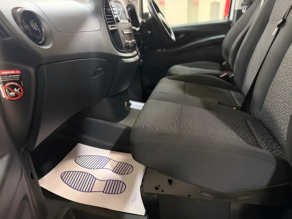 Used 2022 Mercedes-Benz Vito Premium Silver - Interior and Exterior details 14