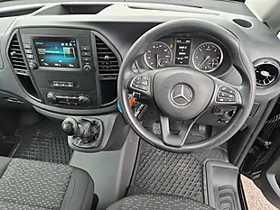 Used 2022 Mercedes-Benz Vito Progressive Black - Interior and Exterior details 3