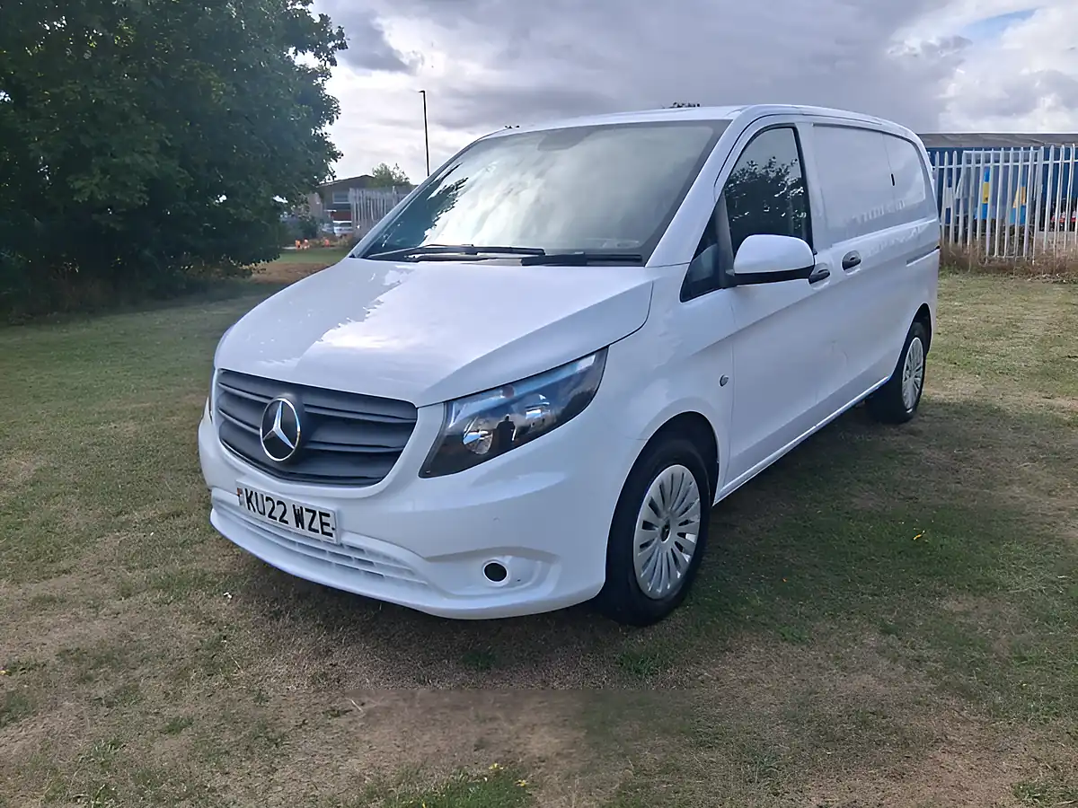 Used 2022 Mercedes-Benz Vito Progressive Plus White - Front View