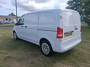 Used 2022 Mercedes-Benz Vito Progressive Plus White - Interior and Exterior details 3