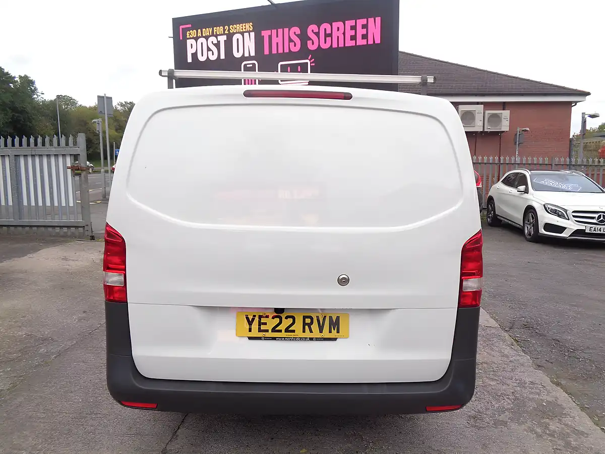 Used 2022 Mercedes-Benz Vito Progressive White - Interior and Exterior details 6